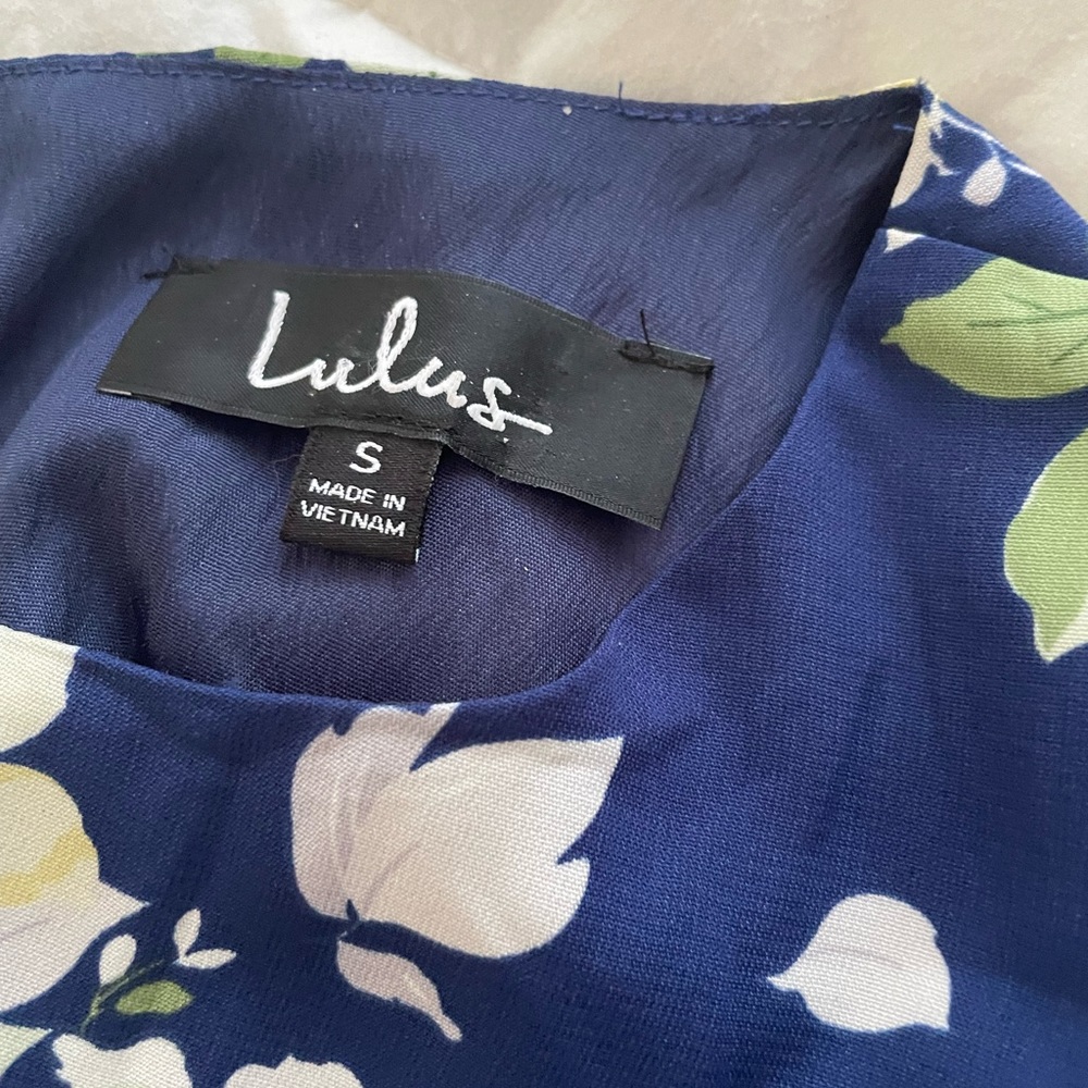 Lulus Pretty floral mini dress! - Picture 3 of 3